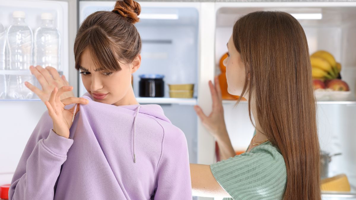 Il frigorifero ha cattivi odori? Non serve svuotarlo tutto per risolvere